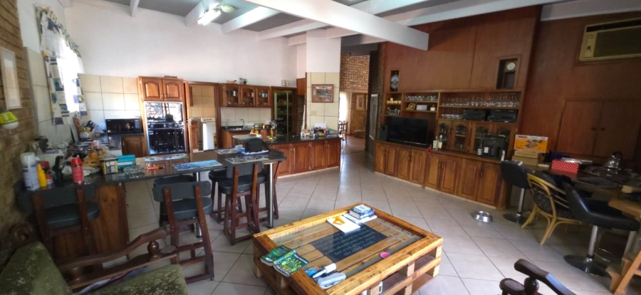 7 Bedroom Property for Sale in Wilkoppies North West